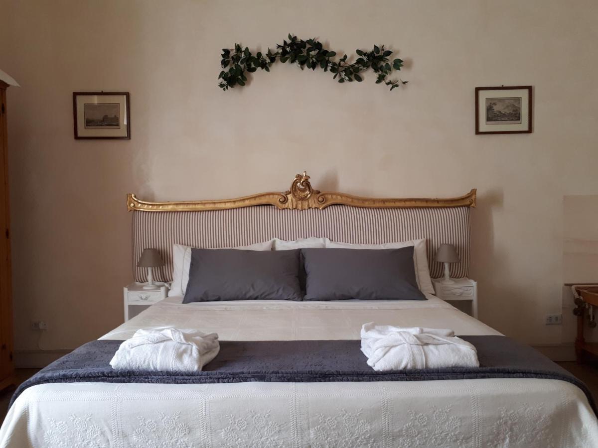 Dependance Royale Bed & Breakfast Caserta Exterior photo